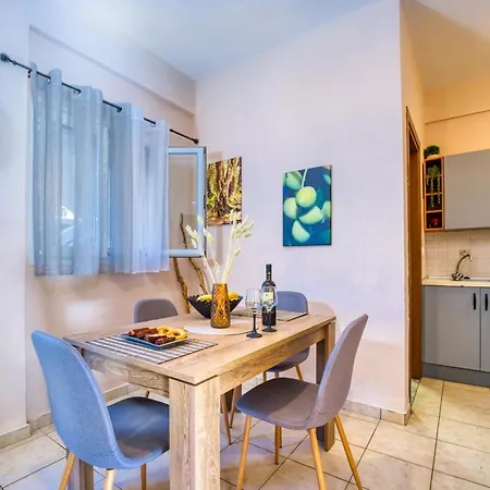 Stefanias Prasoudi Apartamento