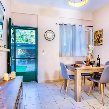 Stefanias Prasoudi Lägenhet *