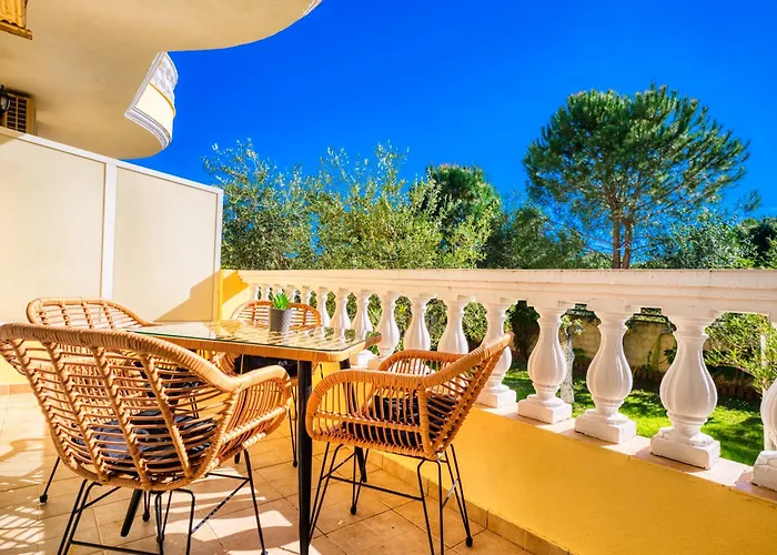 Stefanias Prasoudi Apartment *