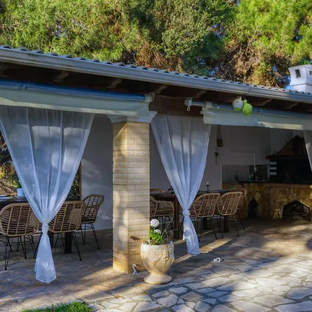 Apartment Stefanias Prasoudi *